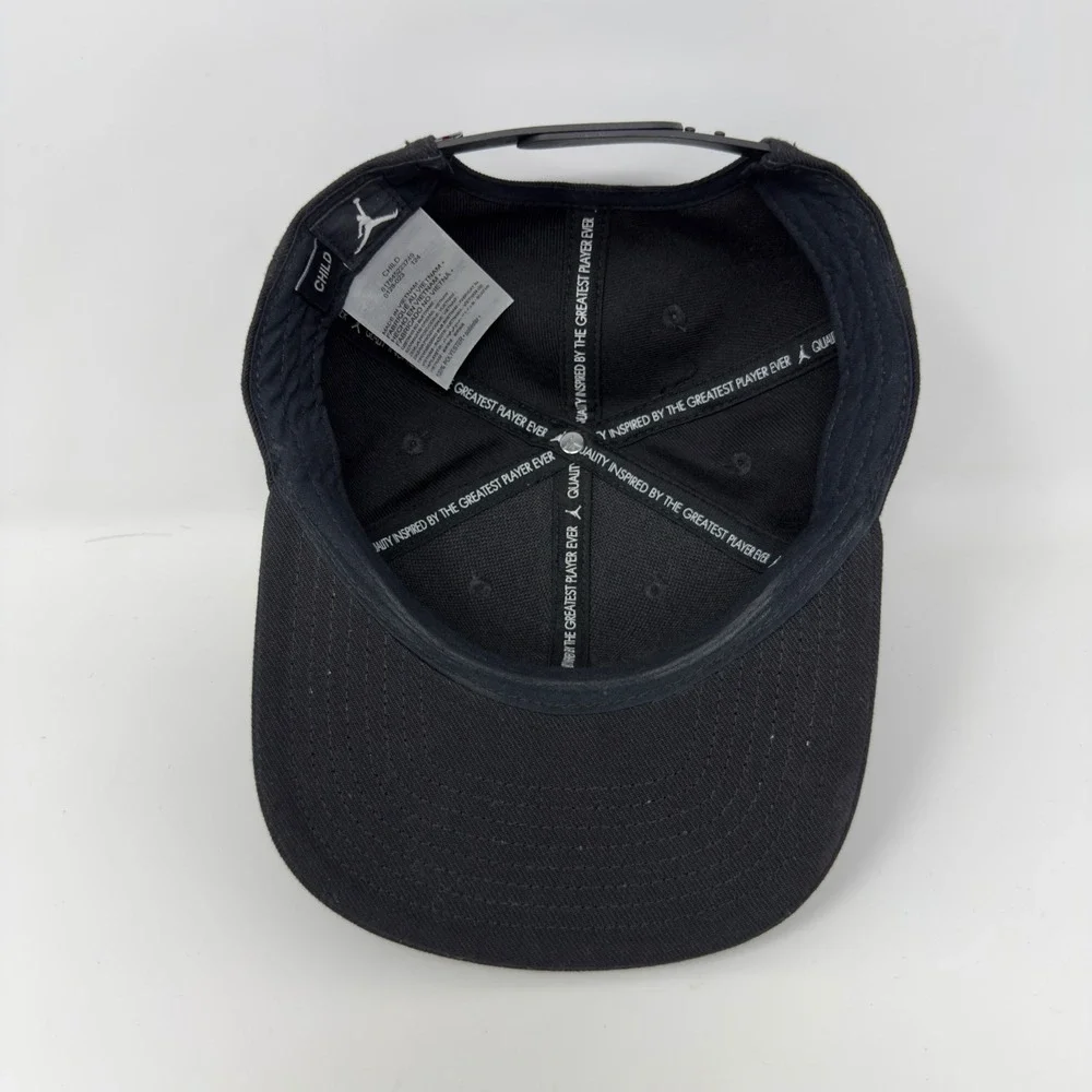 Jordan Child Black Snapback Hat Red Jumpman Logo Flat‎ Brim 617845-023